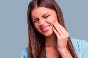 Odontalgia: saiba como aliviar as suas dores nos dentes