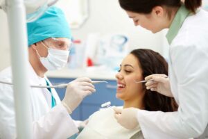 Conheça os procedimentos estéticos feitos por dentistas
