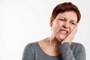 Lesão bucal: quais são as causas e tratamento